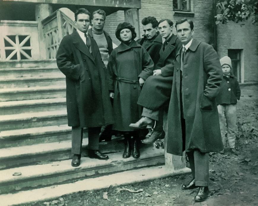 Members of Lanka literary group in 1925